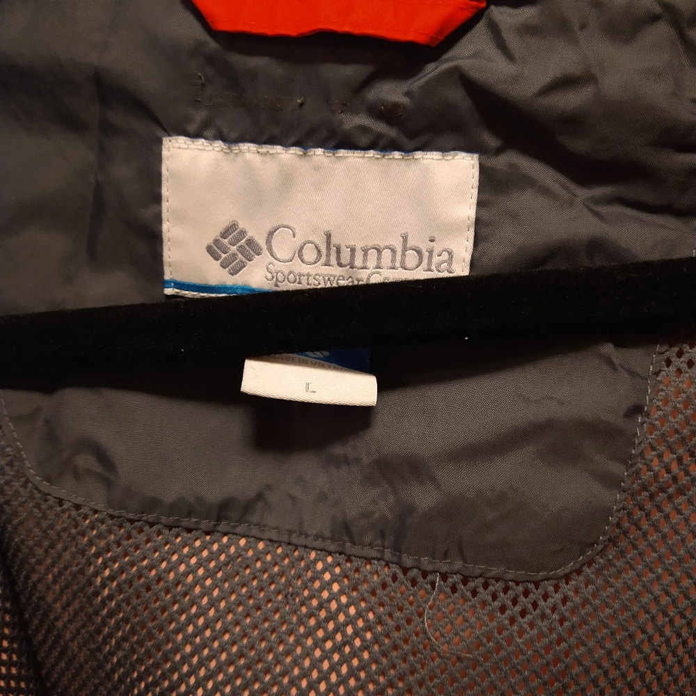 Columbia rain jacket - Picture 3 of 3